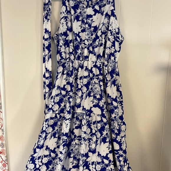 Halter Style Maxi Dress Sz M - Picture 6 of 6